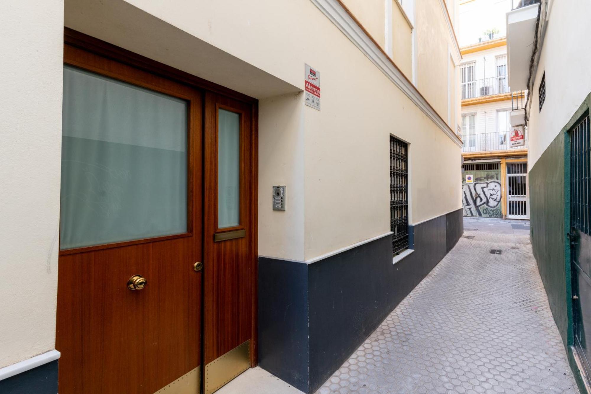 Veoapartment Alhondiga Segundo Seville Exterior photo
